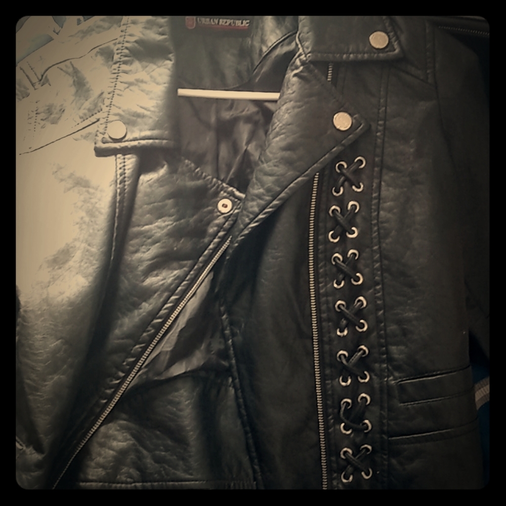 Leather jacker